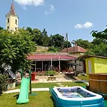 דירה Csaszarlak Vendeghaz *